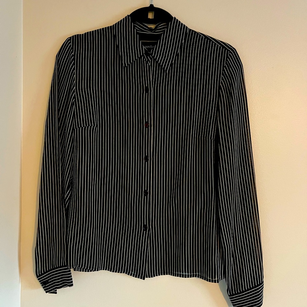 Ann Taylor Black/White Striped Blouse Size: 6. MSRP: $79